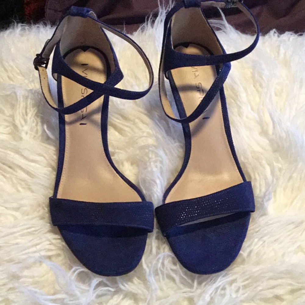 Excellent Via Spiga heels